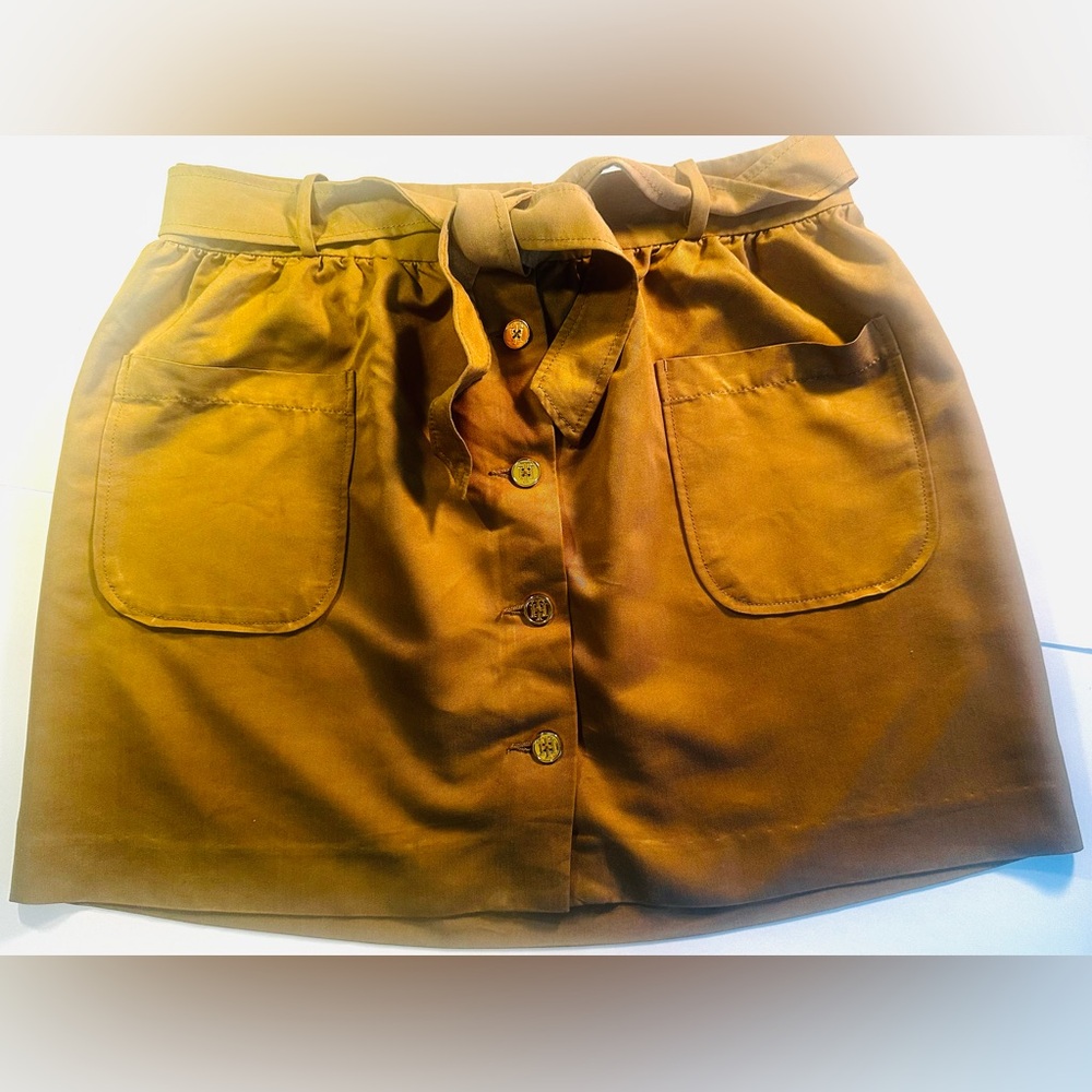 Tommy Hilfiger Khaki Tan Mini Skirt Gold Button Size 10